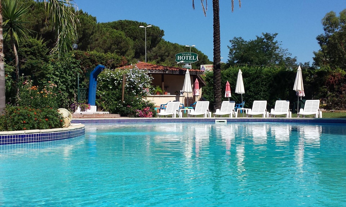Pinetamare Villa | THREE LEVEL VILLA in private park