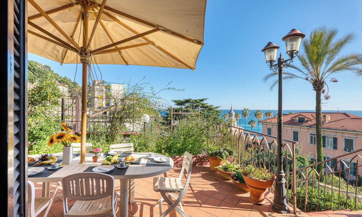 Imperia Villa | Timeless Escape Villa - Garden and Sea, Imperia, Italy