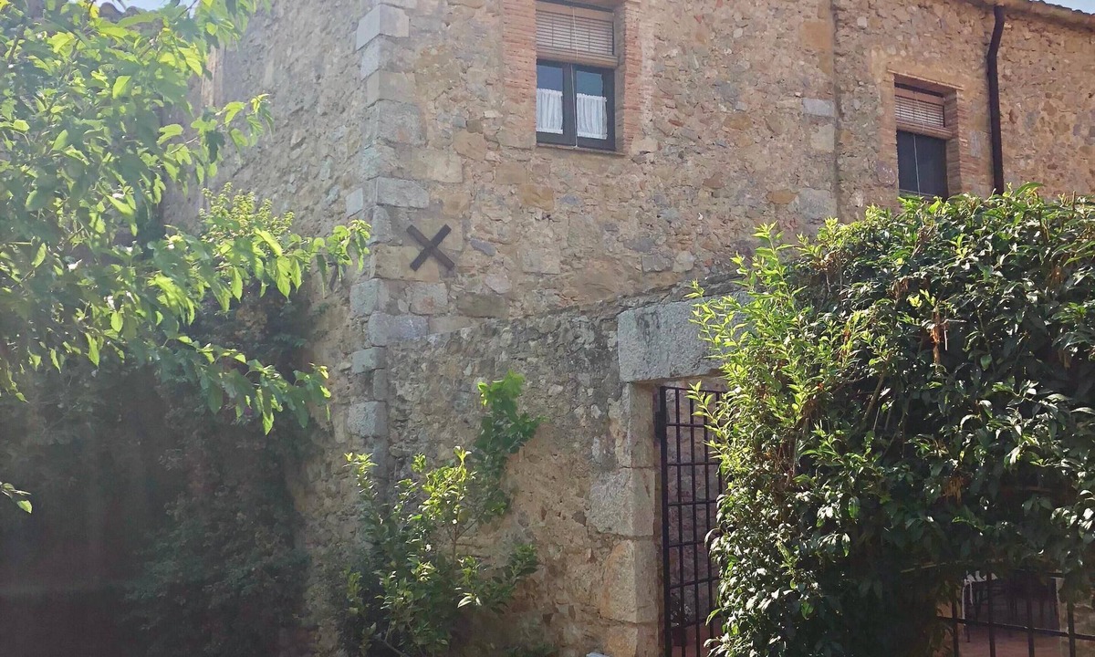 Ulla House | Ulla, Alt Emporda: Holiday home in a small, quiet historic village.