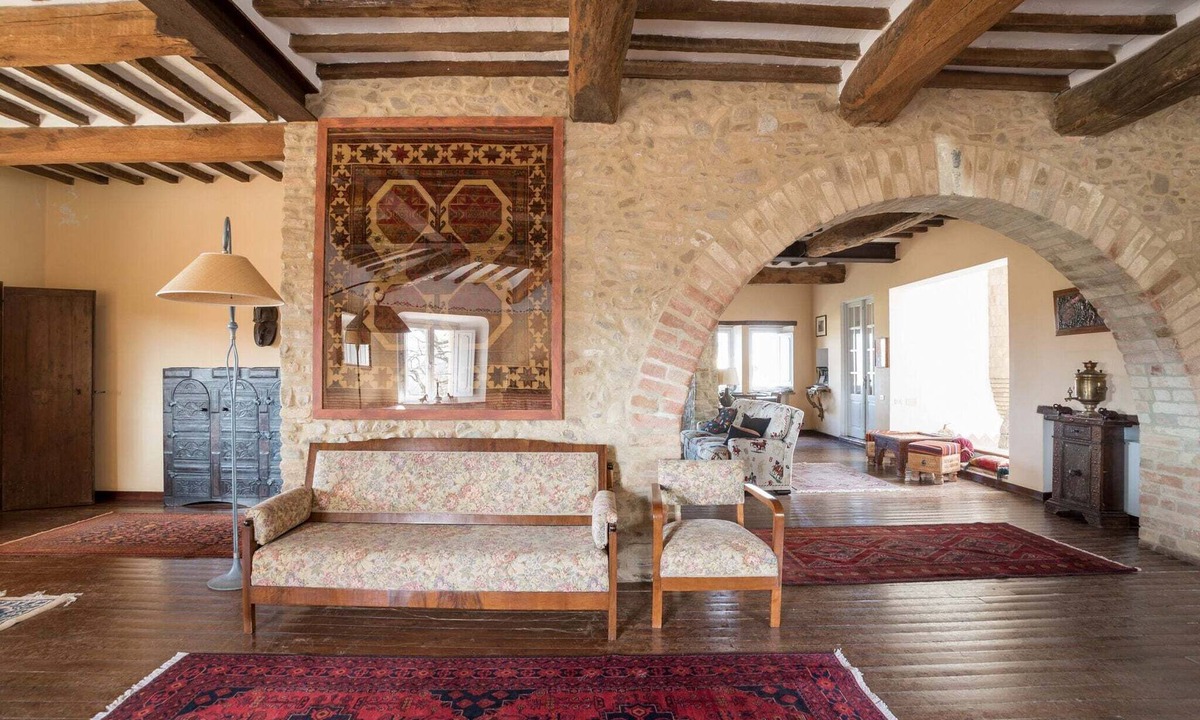 Collepepe Apartment | Umbrian Charm with Pool Alfresco Delight
