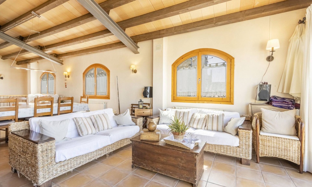 Sedo House | Vacation Home "Emilia" with Mountain View, Private Terrace & Wi-Fi