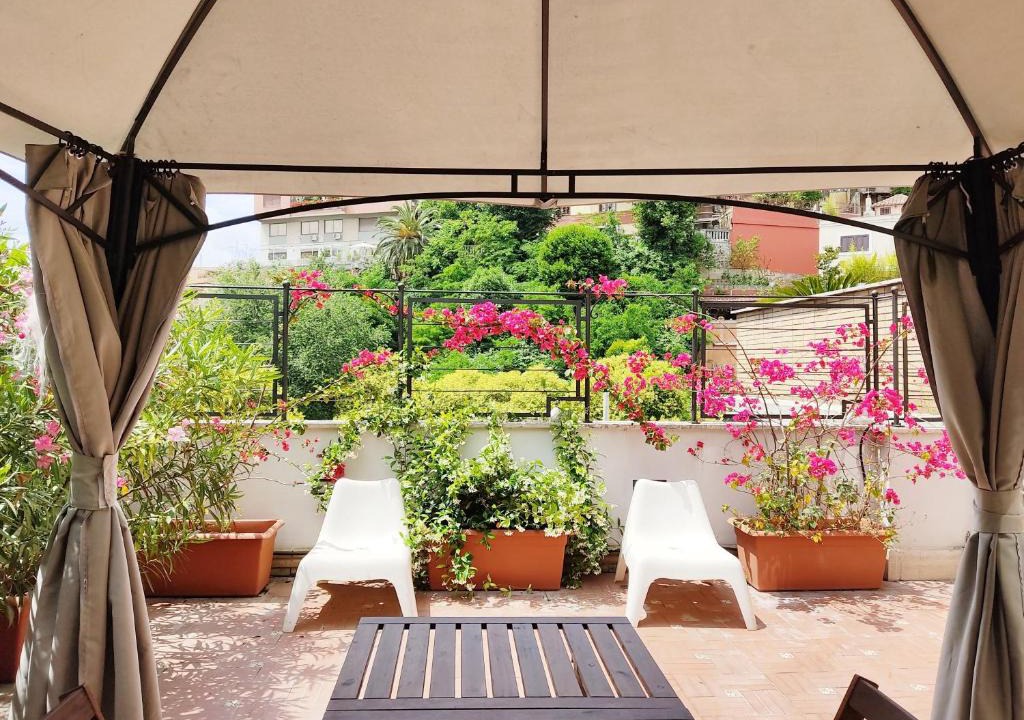 Gianicolense Apartment | viale trastevere 231 A int.2