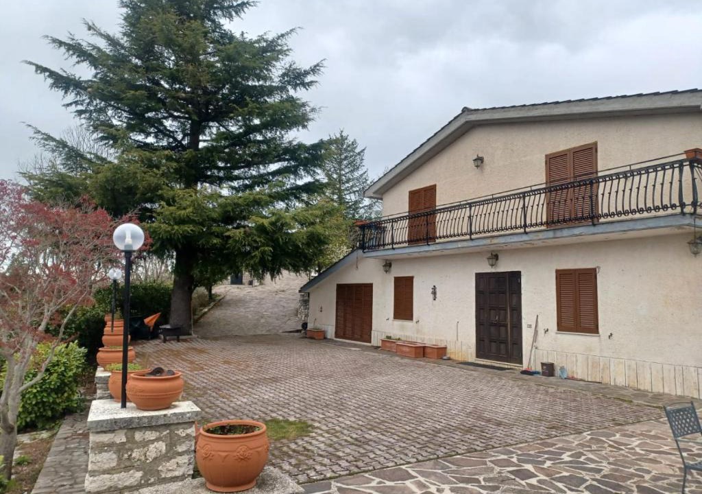 Jenne House | VILLA ANNA