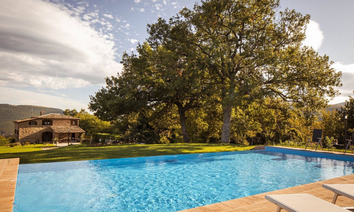 Castelraimondo Villa | Villa Crespa - Homelike Villas