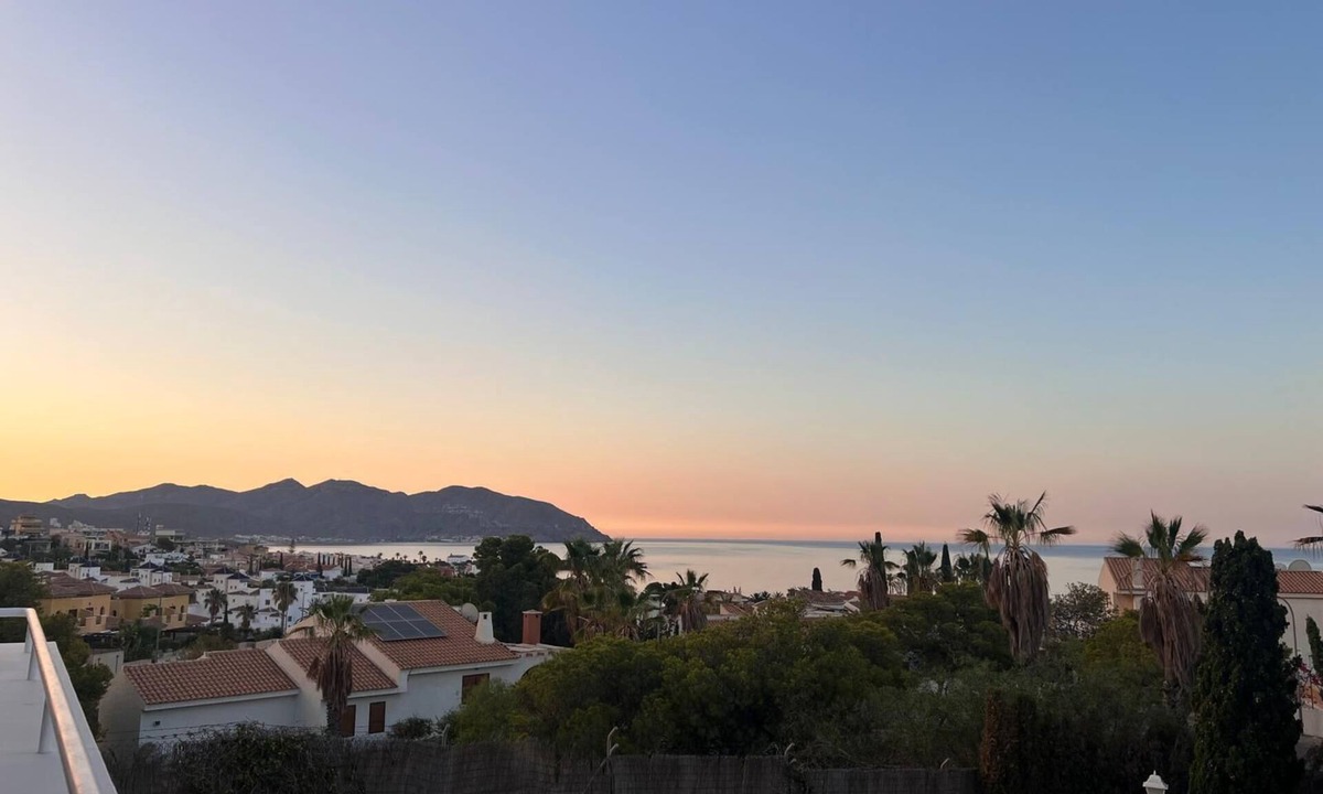 Los Puertos Villa | Villa del Mar, incredible house 300 meters from the sea.