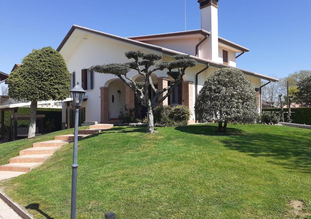 Robegano House | Villa Elena