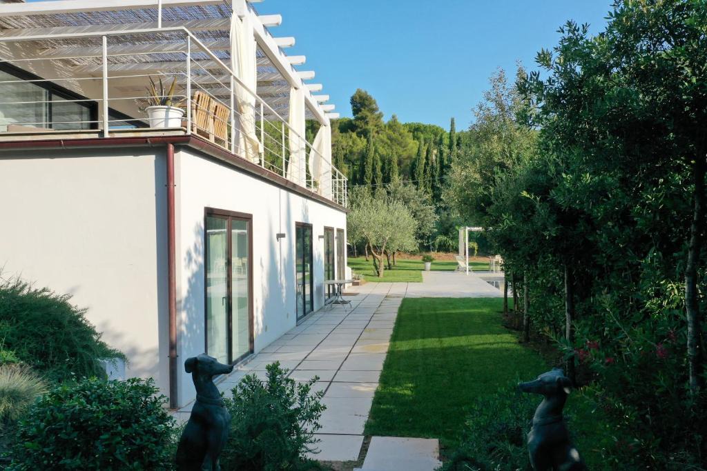 Capoliveri Villa | Villa Giomoa beach front - DCA Certified and Guaranteed