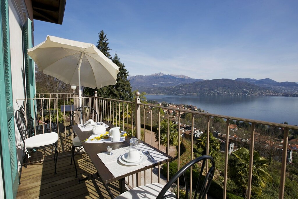 Carciano Apartment | Wonderful apartment in a renowned art nouveau villa with pool and dream view
