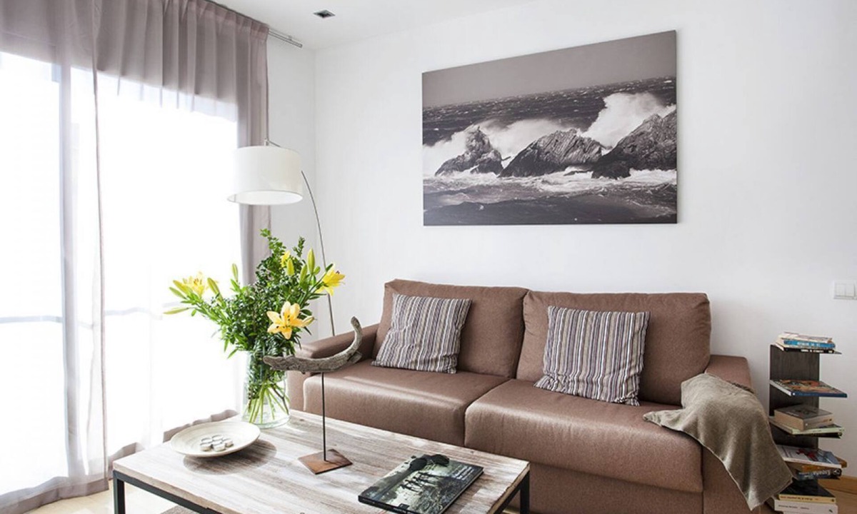 Poblenou House | Your 2 rooms and 2 bath home 200m from the beach