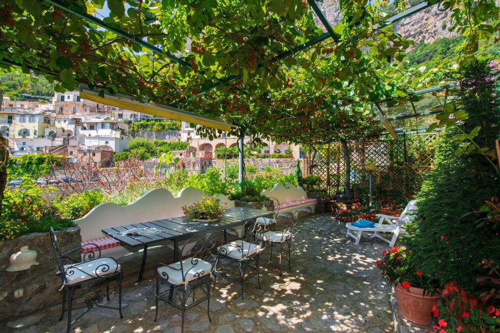 Montepertuso House | YourHome - Villa Iolanda Charming House Positano