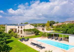 100 m² Villa ∙ 5 bedrooms ∙ 12 guests