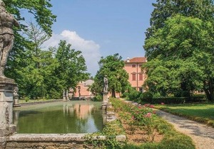 2 bedroom accommodation in Castelgomberto -VI-