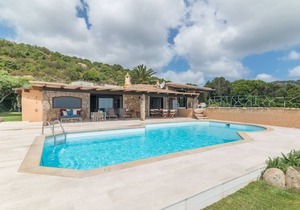 250 m² Villa ∙ 5 bedrooms ∙ 9 guests