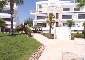 3 Bedroom Luxury Apartment Villamartin