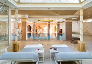 300 m² Villa ∙ 4 bedrooms ∙ 8 guests