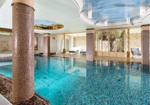 300 m² Villa ∙ 4 bedrooms ∙ 8 guests