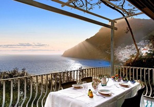 300 m² Villa ∙ 5 bedrooms ∙ 10 guests