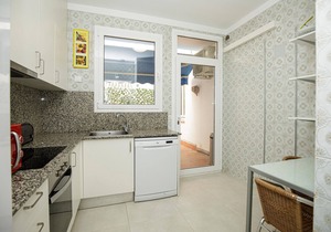 4 bedroom cozy apartment in Roses