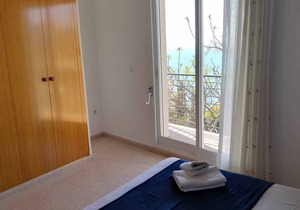 AH RENTALS Arabella Duplex Apartment