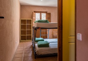 Alberg La Solana - B12 - Habitación Cuádruple - 2 Literas Extensibles (4 Adultos)