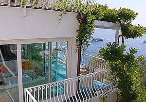 AMORE RENTALS - Villa Le Sirene 1 with Private Pool and Sea View
