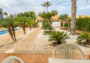 Apartamento 4 habitaciones, piscina y jacuzzi