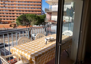 APARTAMENTOS AQUARIUM (REF 31). NEXT TO THE BEACH. RENOVATED.