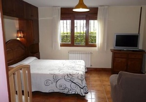 Apartamentos El Castañeu for 2 people