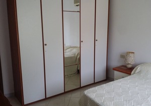 Apartment 3 km from the sea garden parking spaces max 4 people castelnuovo lean