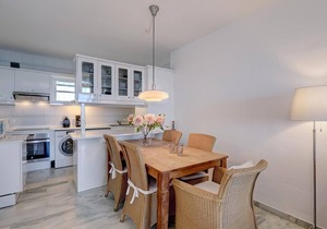 Apartment "Boulevard 302" Near the Beach wit Sea View and Pool
