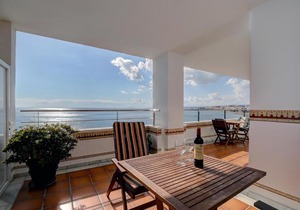 Apartment Boulevard 302