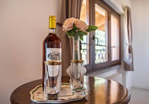 Apartment "Il Golfo apartment Lago Maggiore" with Lake View, Mountain View, Wi-Fi & Balcony