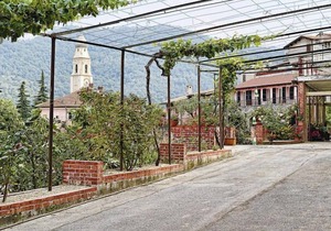 Apartment in Castellaro with balcony
