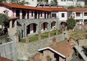 Apartment in Castellaro with garden