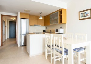 Apartment sea views 25km from Port Aventura