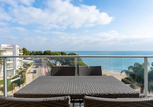 Apartment sea views 25km from Port Aventura