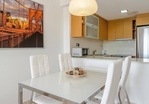 Apartment with pool and parking sea views