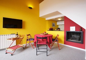 Attractive 3½-room apartment with terrace, balcony, pool and dream lake view