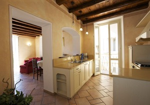 Attractive apartment in a palazzo from the 17th Century directly on the lake promenade