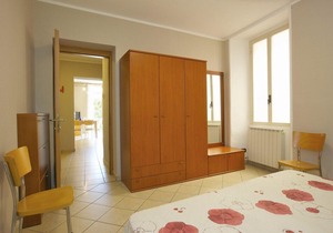 Attractive apartment in a palazzo from the 17th century. Right on the lake promenade