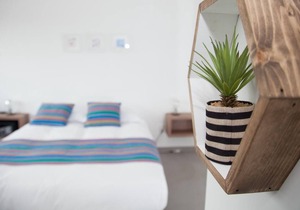Azzurro apartment with double bedroom and living room / kitchen with sofa bed and private bathroom
