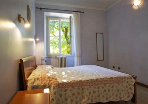 Beautiful apartment in an art nouveau villa with pool and spacious park