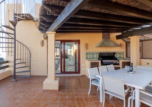 Bellavista Marbella - Stunning Beachside Luxury Penthouse Apartment