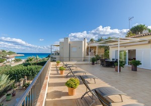 Bexan Cala Mandia - Three Bedroom Apartment, Sleeps 6