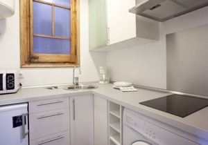 Bright apartment near Sagrada Familia