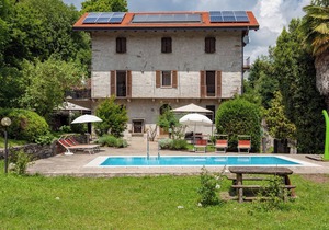 Casa Frey apt. 1 three-room apartment on Lake Orta with garden and swimming pool