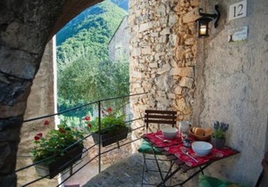 Cassa di Loggia stunning medieval setting