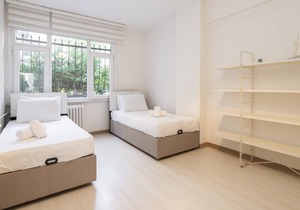 Central Stylish House in Gayrettepe
