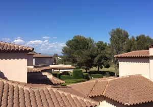 contempory villa with pool in heart of bonmont golf complex