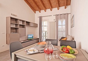 Corte Fasanella 47 - Two Bedroom Apartment, Sleeps 4